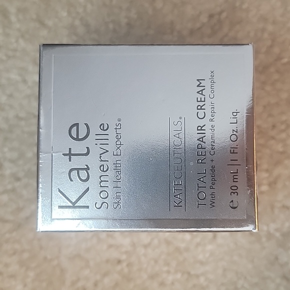 NIB Kate Somerville total repair cream